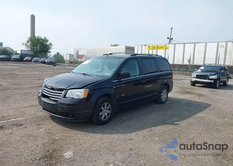 2008 Chrysler Town & Country Touring из США, поврежденный, VIN 2A8HR54P48R765302
